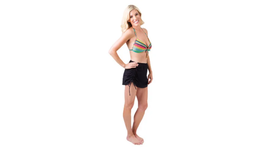 nainen, jolla on vaate